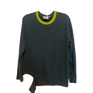 We-ar4 jumper in green with lime green details - size L - very good condition